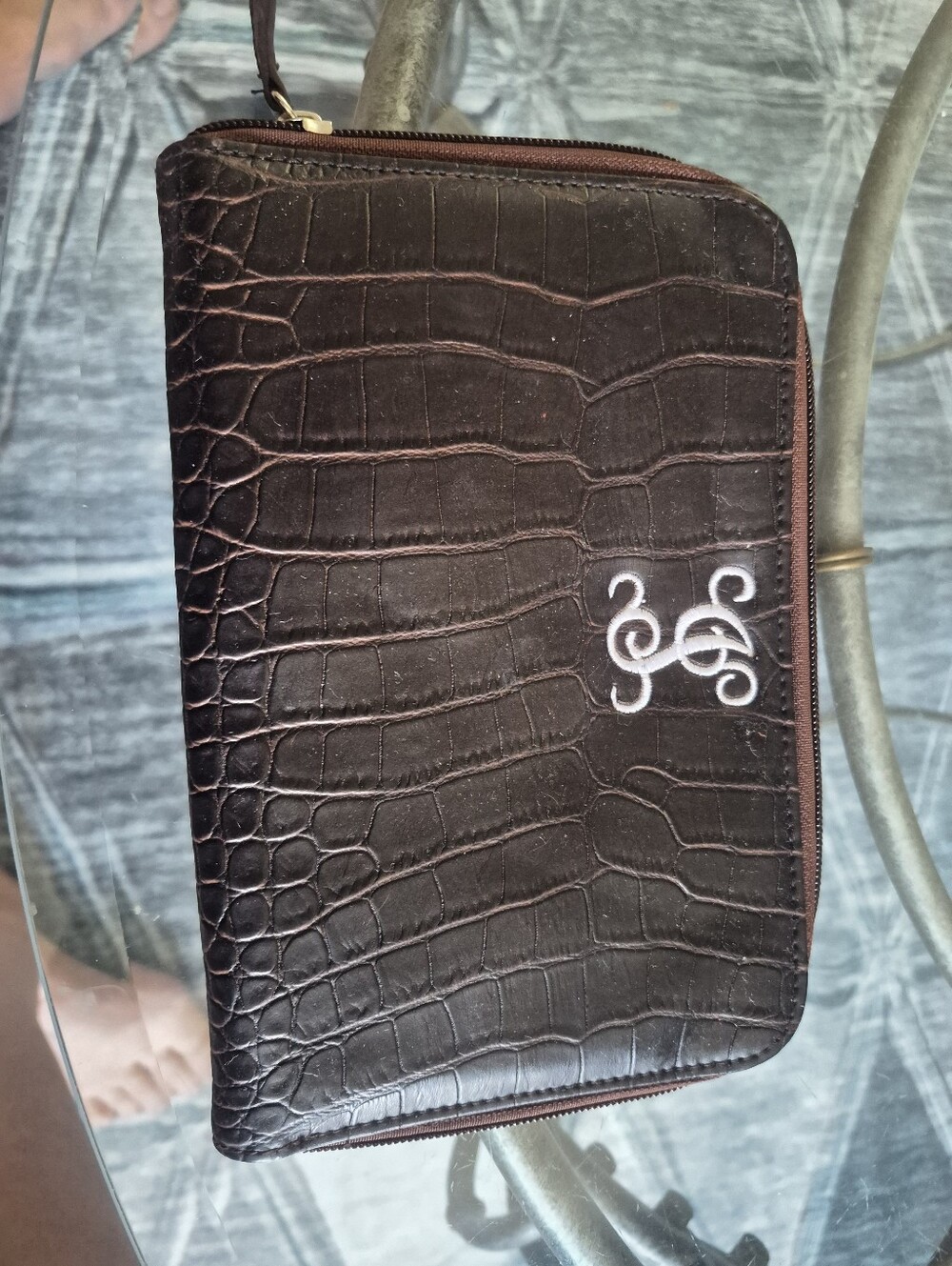 Classic Brown Croc-Embossed Men's Zip Wallet